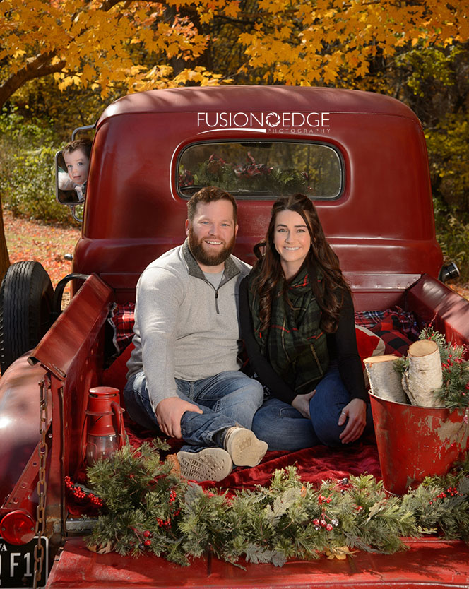 Vintage Red Truck Holiday Session  | Draeger_107.jpg